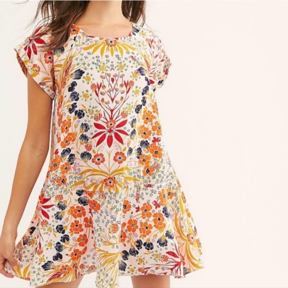 Free People - Strawberry Field MINI